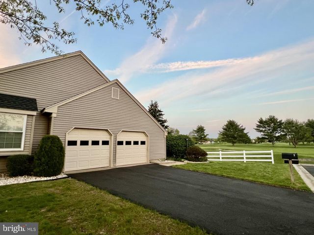 3 WILLIAM PENN CT, Monroe Township, NJ 08831