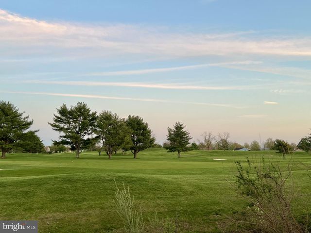 3 WILLIAM PENN CT, Monroe Township, NJ 08831