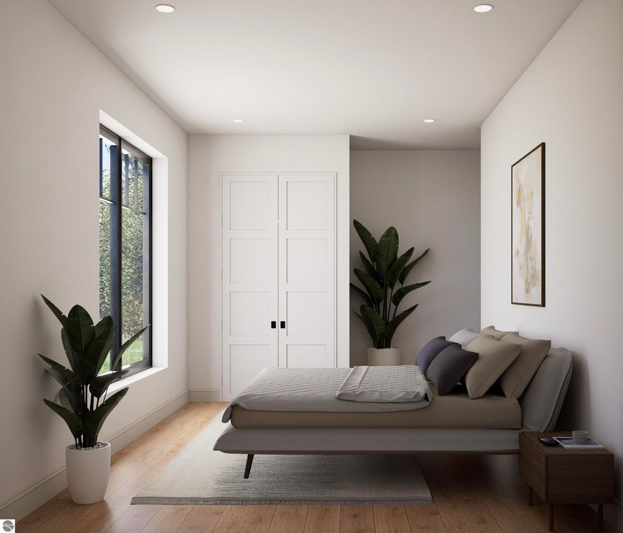 Image 4 of property listing at 5812 S East Torch Lake Drive # 1, Bellaire, MI 49615