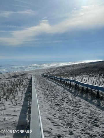 447 N Highway 35, Mantoloking, NJ 08738