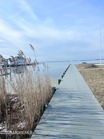 447 N Highway 35, Mantoloking, NJ 08738