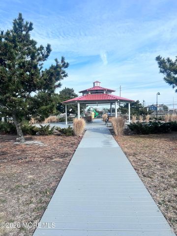 447 N Highway 35, Mantoloking, NJ 08738