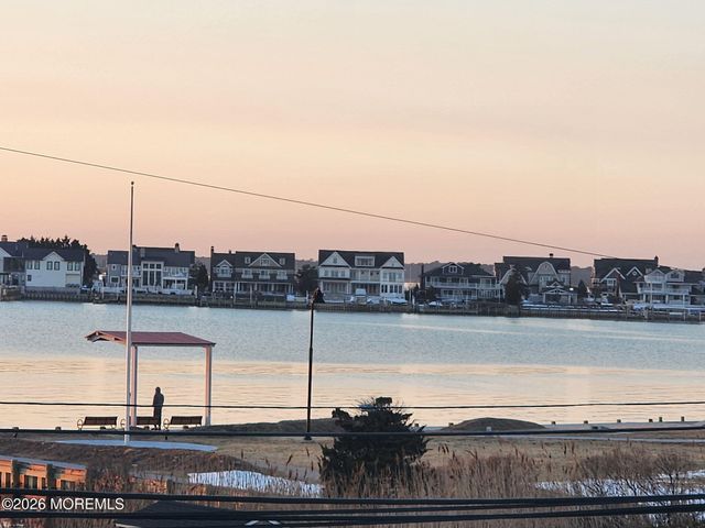 447 N Highway 35, Mantoloking, NJ 08738