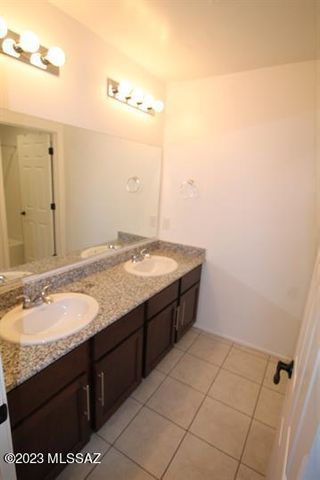 10947 W RENWICK Drive, Marana, AZ 85653