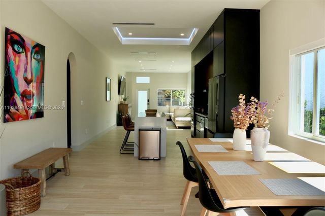 2975 SW 15th St, Miami, FL 33145