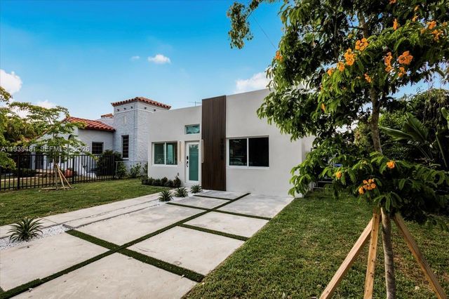 2975 SW 15th St, Miami, FL 33145