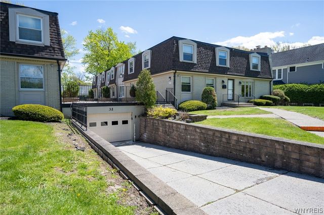 32 Bernhardt Drive 6, Amherst, NY 14226