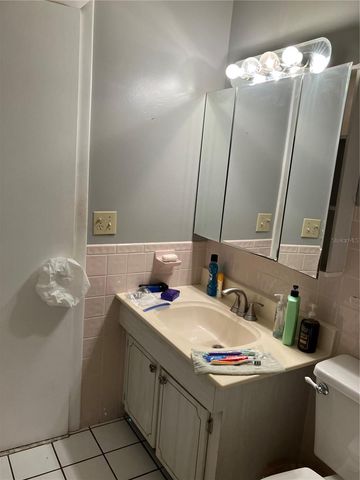 5247 81ST STREET N 18, St Petersburg, FL 33709