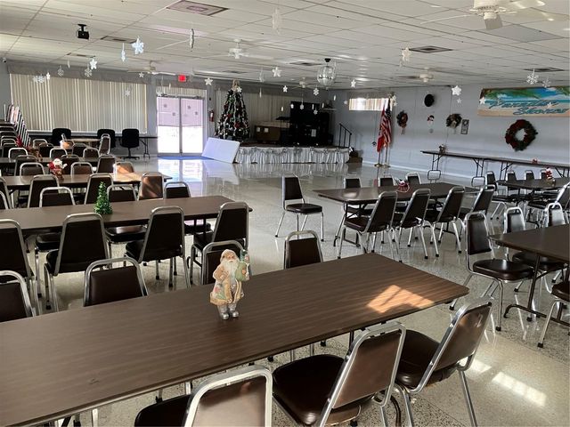 5247 81ST STREET N 18, St Petersburg, FL 33709