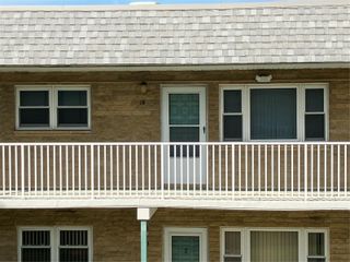 5247 81ST STREET N 18, St Petersburg, FL 33709