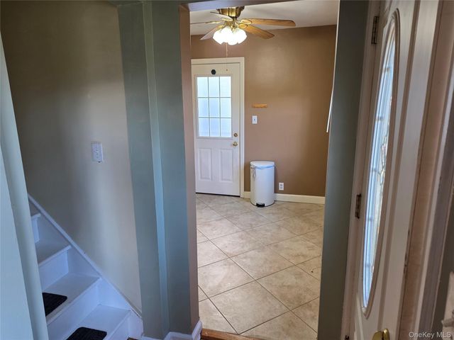 220 Raff Avenue, Mineola, NY 11501