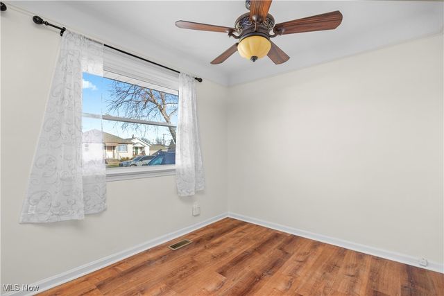 3325 Commonwealth Drive, Parma, OH 44134