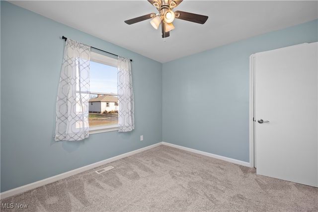 3325 Commonwealth Drive, Parma, OH 44134