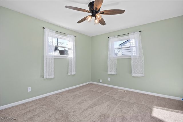 3325 Commonwealth Drive, Parma, OH 44134