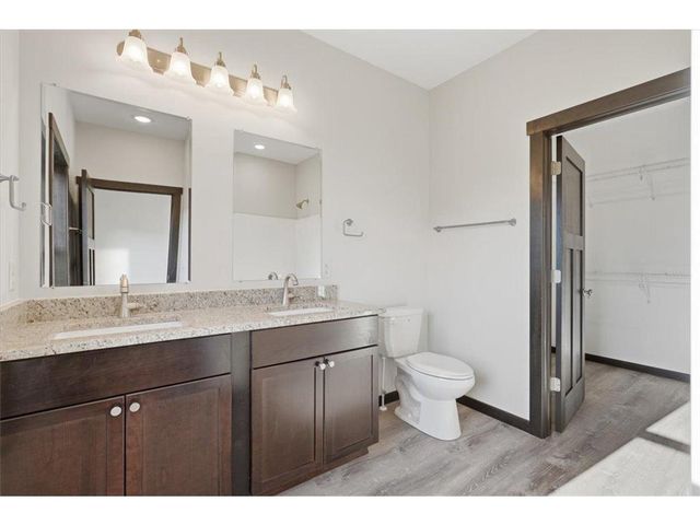 1785 Morning Glory Drive, River Falls, WI 54022