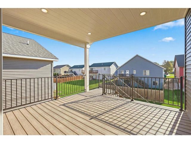 1785 Morning Glory Drive, River Falls, WI 54022