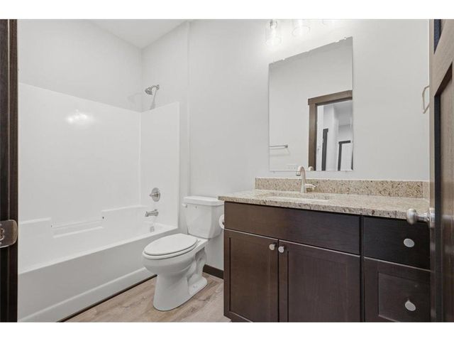 1785 Morning Glory Drive, River Falls, WI 54022
