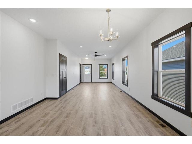 1785 Morning Glory Drive, River Falls, WI 54022