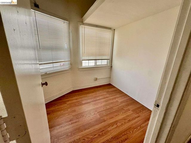 220 International BLVD, Oakland, CA 94606