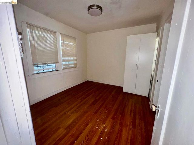 220 International BLVD, Oakland, CA 94606