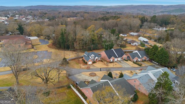 35 Green Hill Place, Toccoa, GA 30577