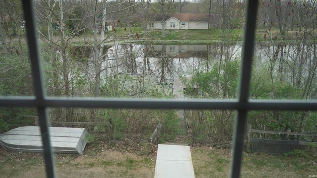 3650 S Shirey Drive, Mentone, IN 46539