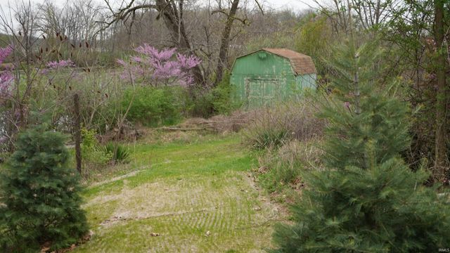 3650 S Shirey Drive, Mentone, IN 46539