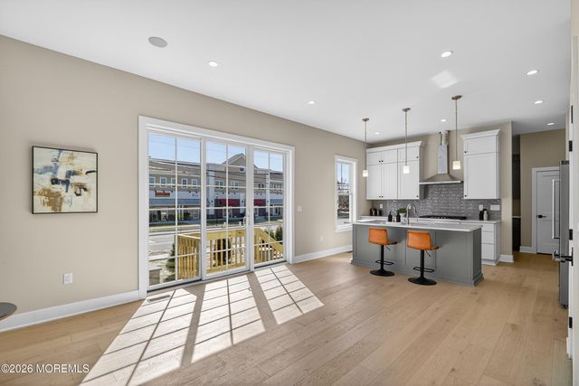 4 Arthur Lane, Cranbury, NJ 08512