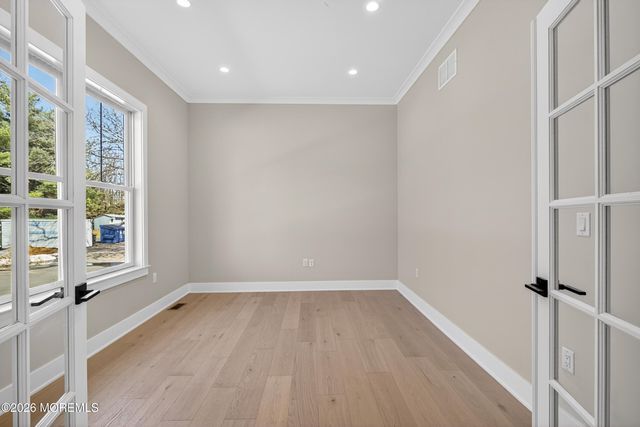 4 Arthur Lane, Cranbury, NJ 08512