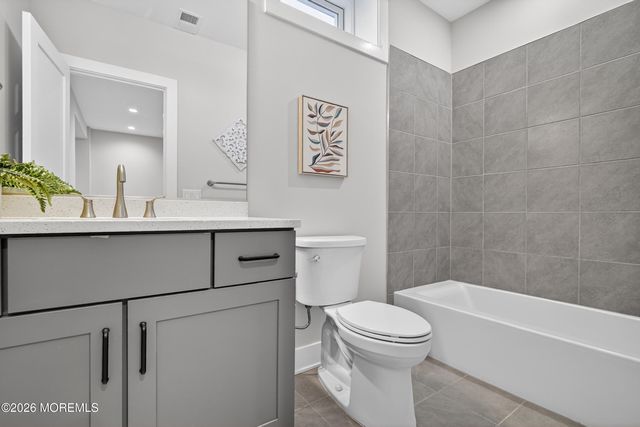 4 Arthur Lane, Cranbury, NJ 08512