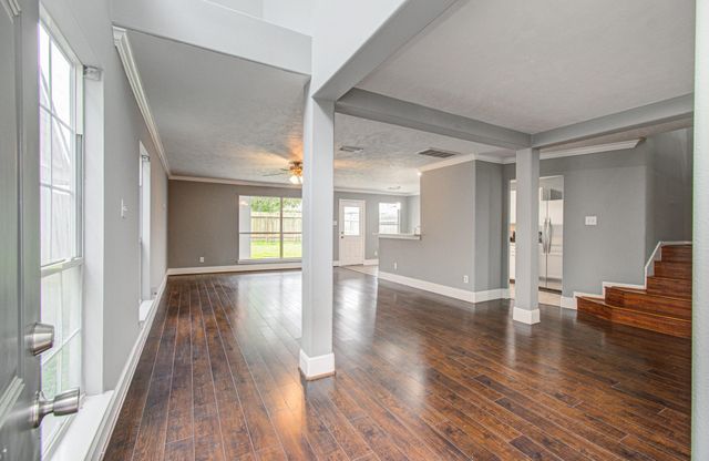 13963 Maximos Drive, Houston, TX 77083