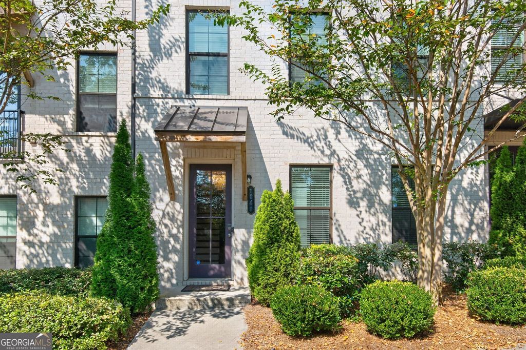 1040 Aster Road, Roswell, GA 30075