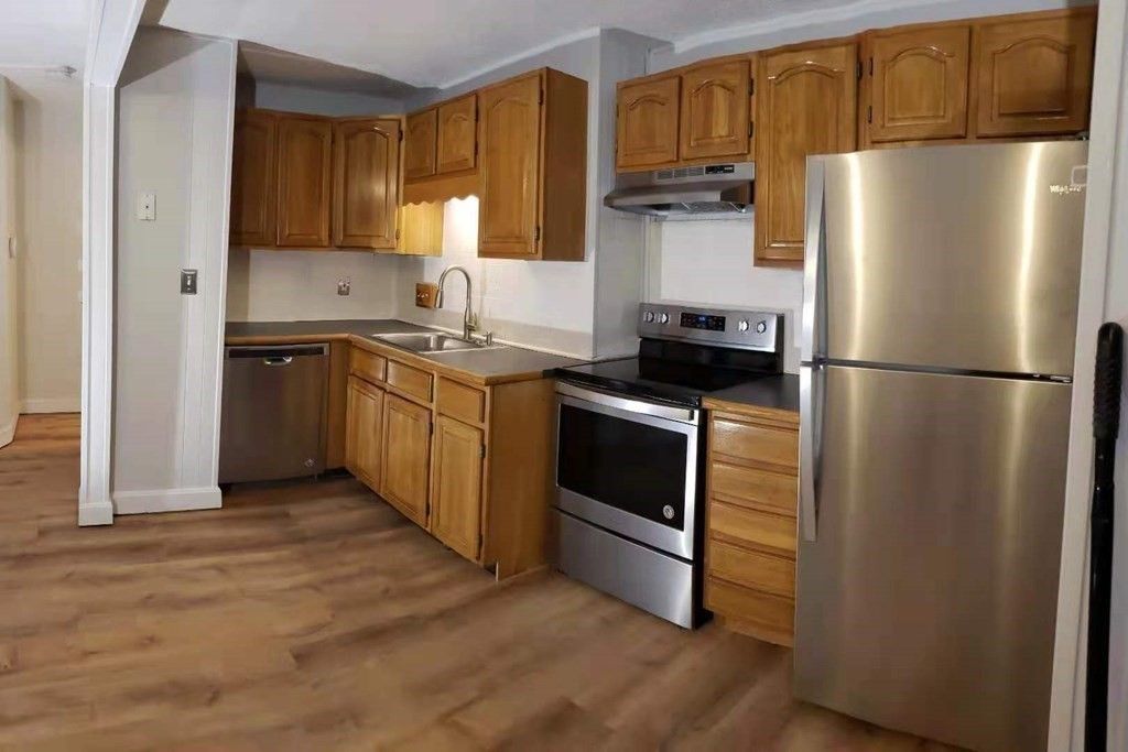 575 Broad St 206, Weymouth, MA 02189