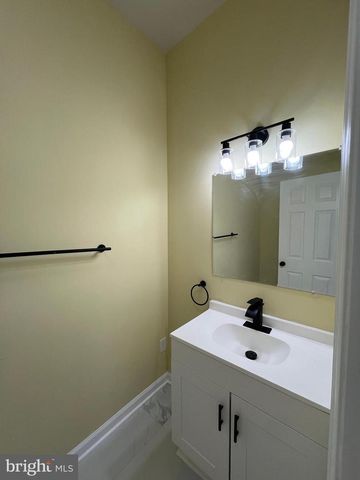 1725 DRUID HILL AVE, Baltimore, MD 21217