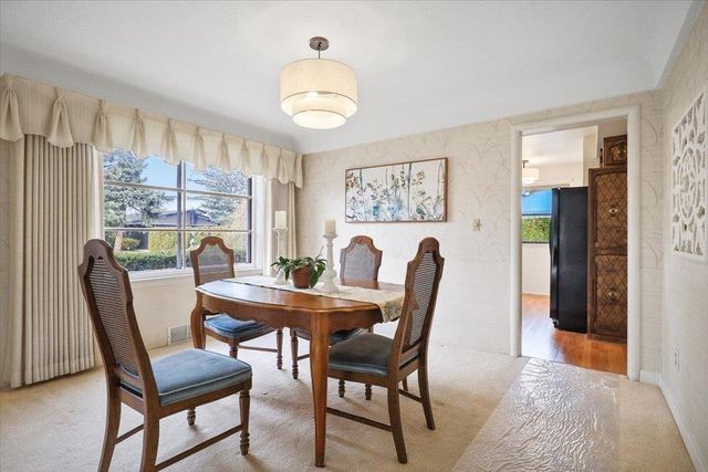 10818 E Nixon Ave, Spokane, WA 99206