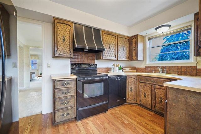 10818 E Nixon Ave, Spokane, WA 99206