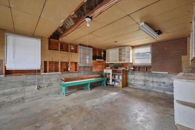 10818 E Nixon Ave, Spokane, WA 99206