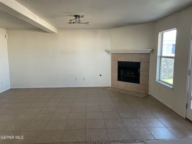 841 DAKOTA RIVER Avenue, El Paso, TX 79932