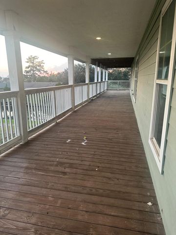 205 Rue Orleans Street, Baytown, TX 77520