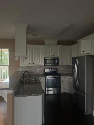 205 Rue Orleans Street, Baytown, TX 77520