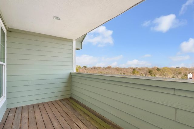 205 Rue Orleans Street, Baytown, TX 77520