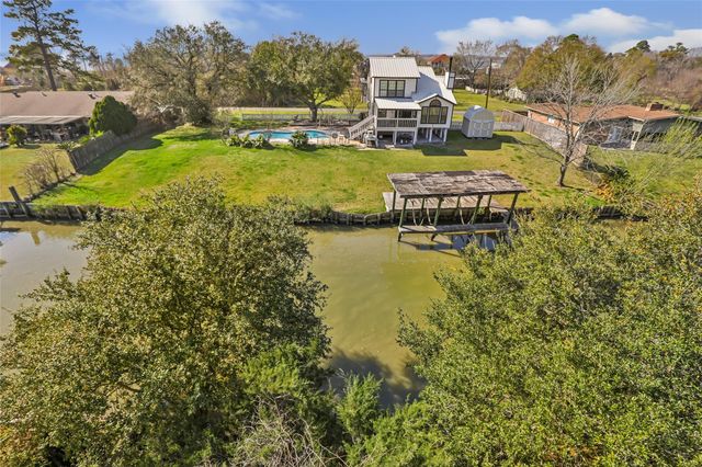 205 Rue Orleans Street, Baytown, TX 77520