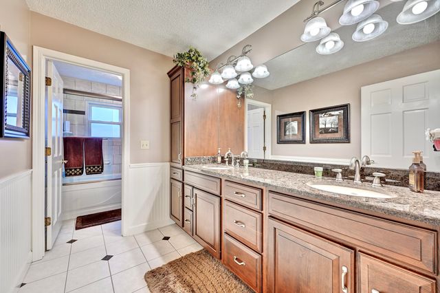10667 Bridlepath Lane, Union, KY 41091