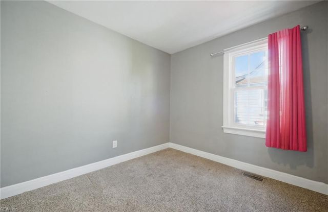 10 E Southampton AVE, Hampton, VA 23669