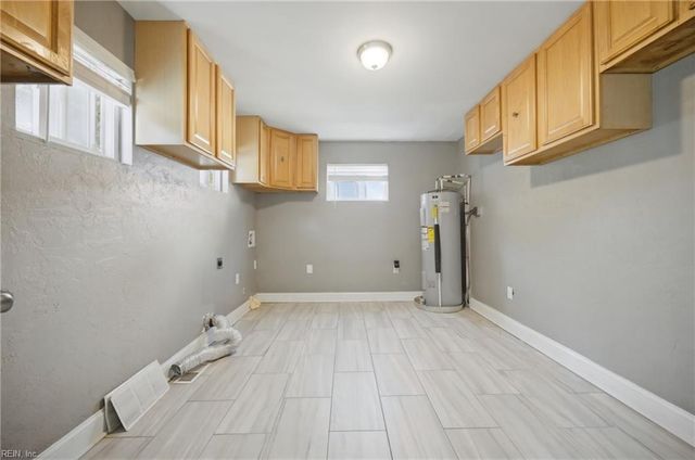 10 E Southampton AVE, Hampton, VA 23669
