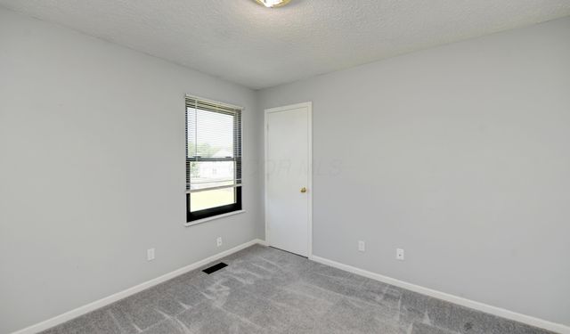 447 Vanderbuilt Street, Pickerington, OH 43147