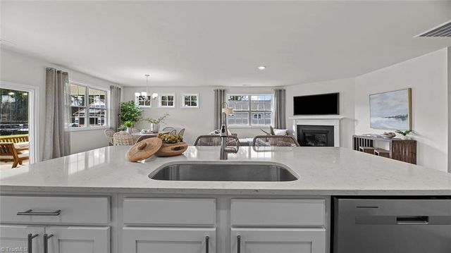 110 Dale End Drive, Jamestown, NC 27282