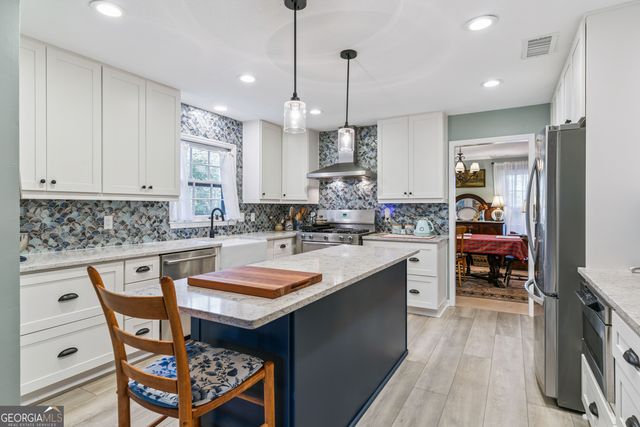 219 Five Pounds Road, St. Simons, GA 31522