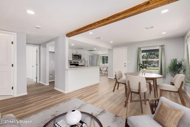 3020 E VIRGINIA Avenue, Phoenix, AZ 85008