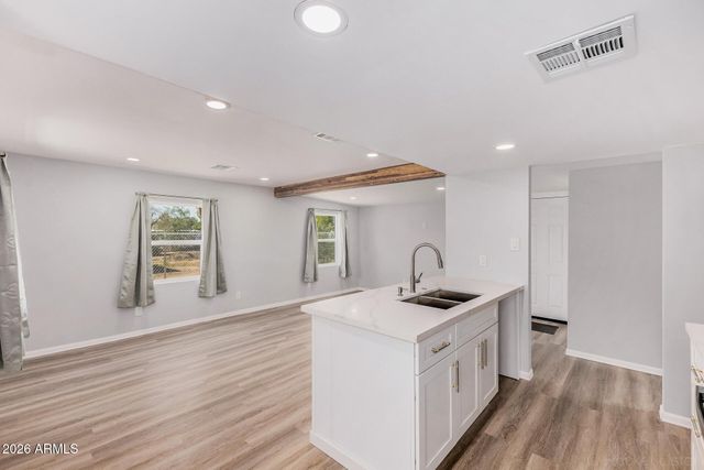 3020 E VIRGINIA Avenue, Phoenix, AZ 85008